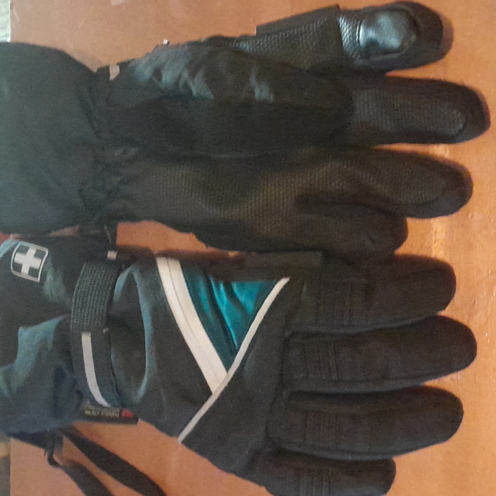 Sz.S-M ☆SWISS TECH☆ Winter Gloves